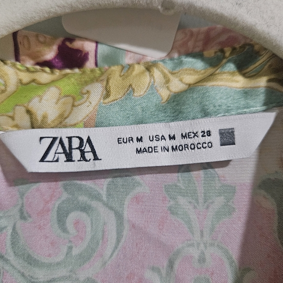 Zara Pastel Satin Button Down - Picture 6 of 7